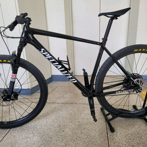 스페셜라이즈드 에픽 하드테일 xl