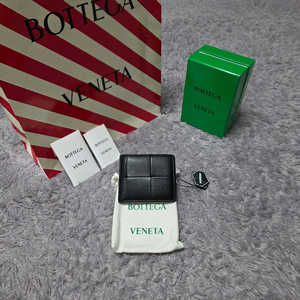 [클로젯][Os][24ss신형]보테가베네타 맥시 인트레치아토 반지갑