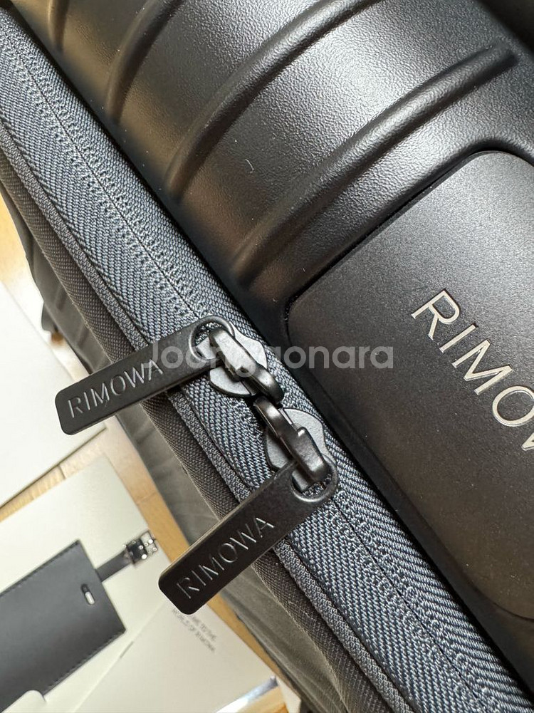 리모와 에센셜 슬리브 컴팩트(무광블랙)--4