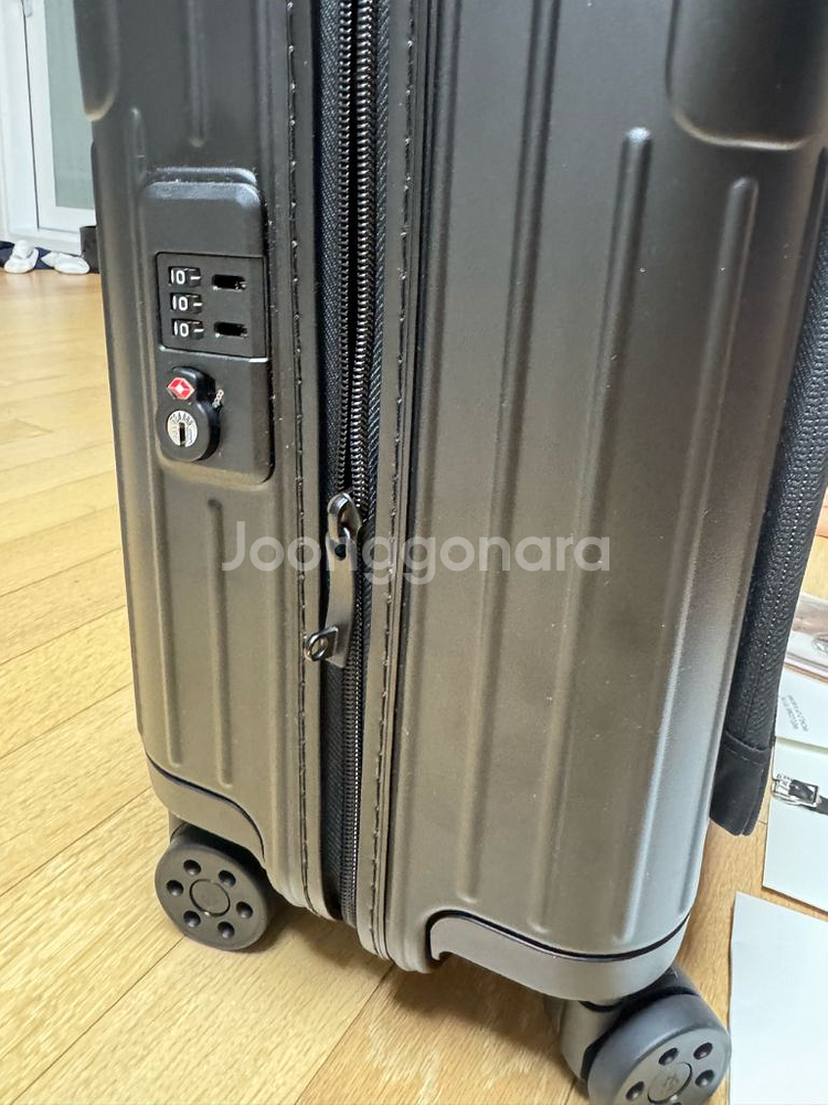 리모와 에센셜 슬리브 컴팩트(무광블랙)--5