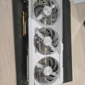 RX9070XT 팝니다.