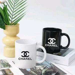 샤넬 로고 머그컵 세트