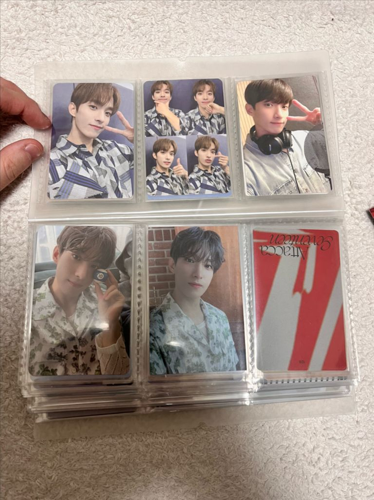 세븐틴 앨범 캐럿봉 포카 전부 5만원에 팔아요 이미지