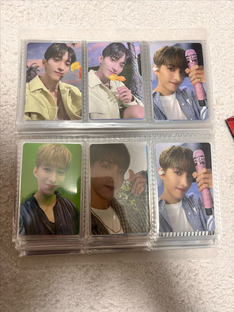 세븐틴 앨범 캐럿봉 포카 전부 5만원에 팔아요 이미지