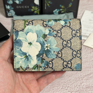 [한정판] 구찌 블룸 중지갑