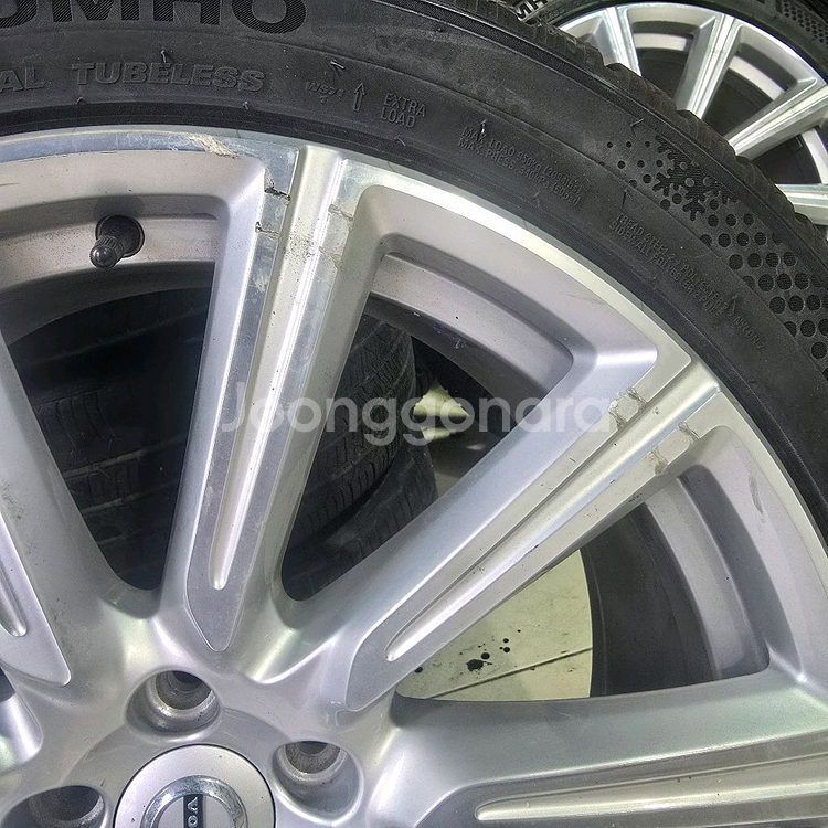 20인치 순정 알로이 휠+윈터타이어판매합니다.--2