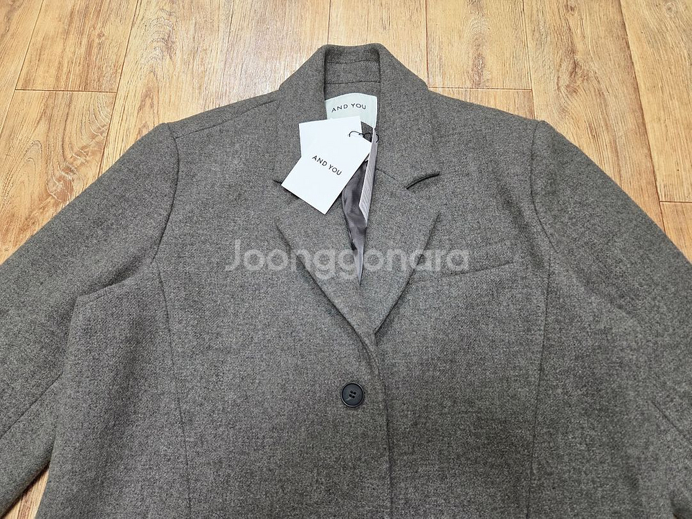 앤유(and you) 베를린 울 싱글코트 프리사이즈 새상품--4
