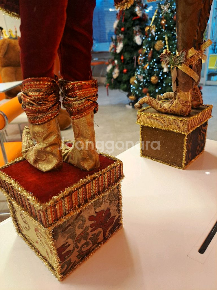 빈티지 마크 로버츠 컬렉션 인형 2종--4