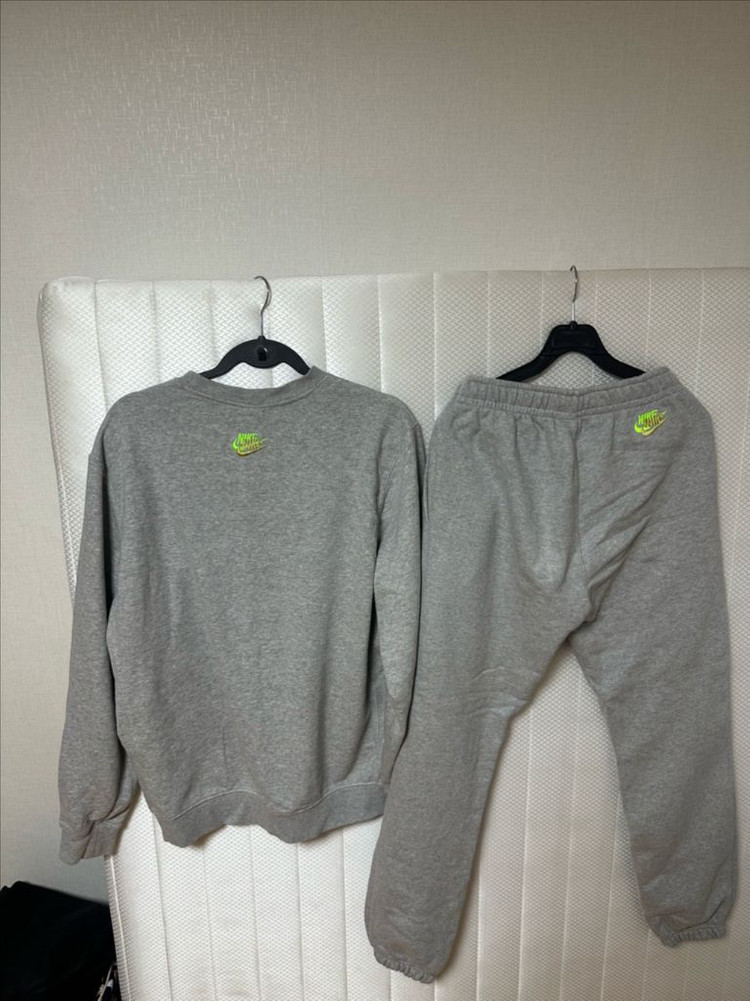 나이키 트레이닝복 세트 상의L하의M--1