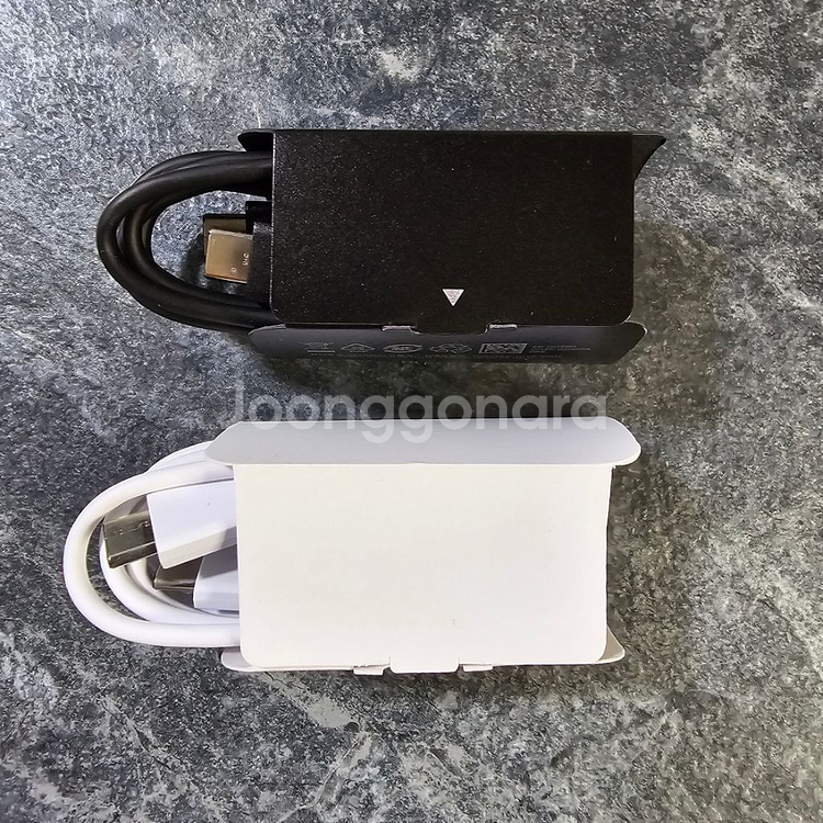 삼성 25W 초고속충전 지원하는 CtoC케이블--1