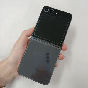 갤럭시Z플립5 256기가 그라파이트 공기계 중고폰 알뜰폰 업무폰 세컨폰 퀵가능