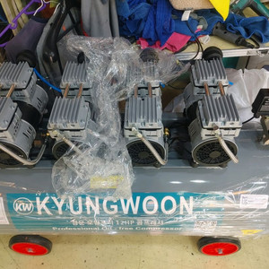 경운 12마력 콤프레셔 새상품입니다 이미지