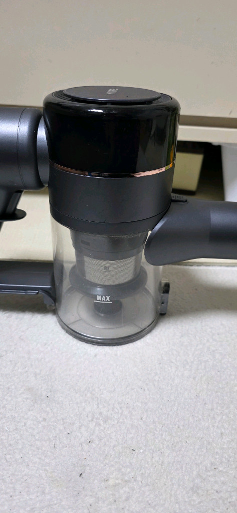 비브르 차이슨 무선청소기 스톰파워 V38 본체 이미지