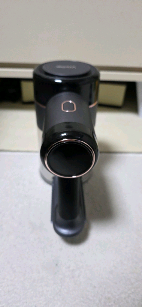 비브르 차이슨 무선청소기 스톰파워 V38 본체 이미지