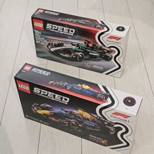 레고 77243 레드불, 77244 메르세데스