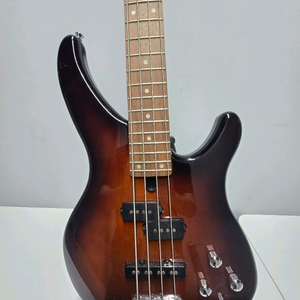 [가격인하] 야마하 TRBX204 베이스 기타