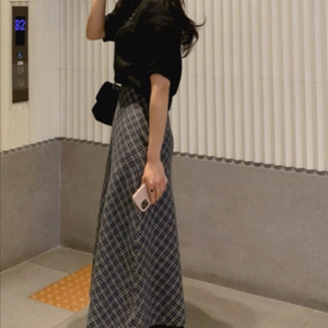 오브랑 울 체크 롱 플리츠 롱스커트