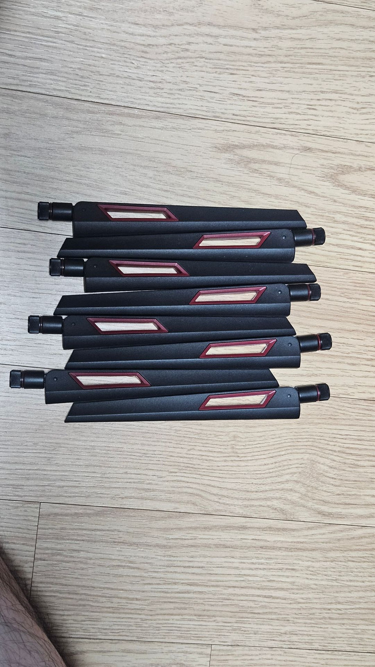 ASUS ROG Rapture GT-AX11000 유무선공유기--3