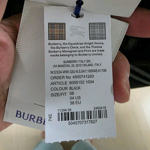 (미착용)버버리 25 Short Wool Car 여성 코트 판매