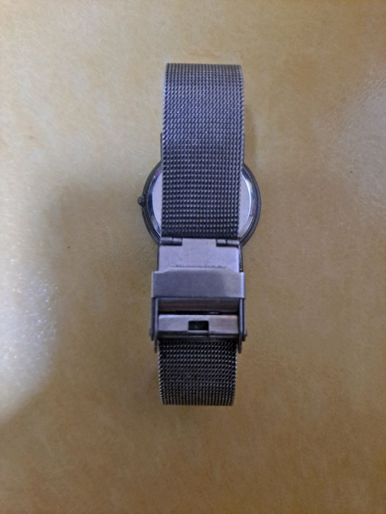 이신우 쿼츠 메쉬 여성 시계--2