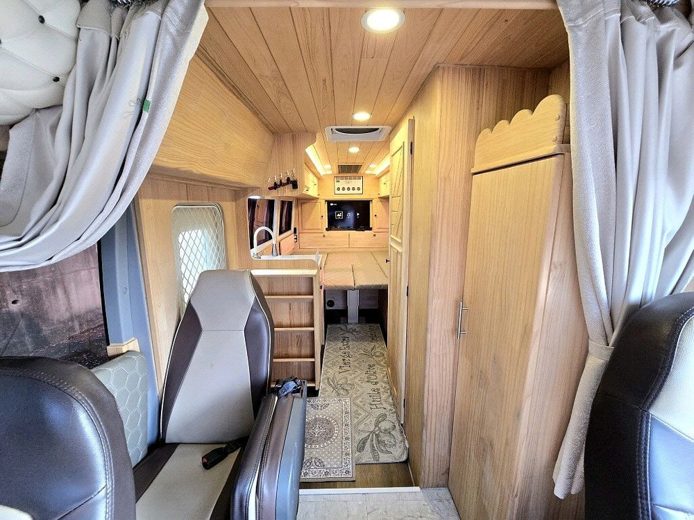 14년 레스타4인승캠핑카(올편백,풀옵션) 이미지