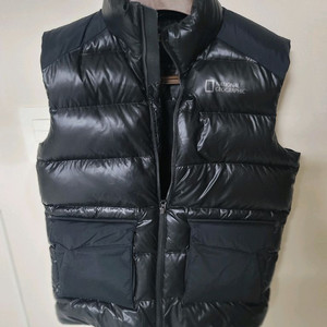 내셔널지오그래픽 구스다운 패딩조끼 M 95~100사이즈 상태굿