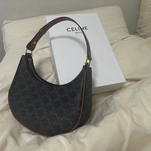 A급 셀린느 아바호보백 미디움 탄