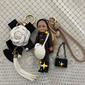 정품바비인형키링(새상품)