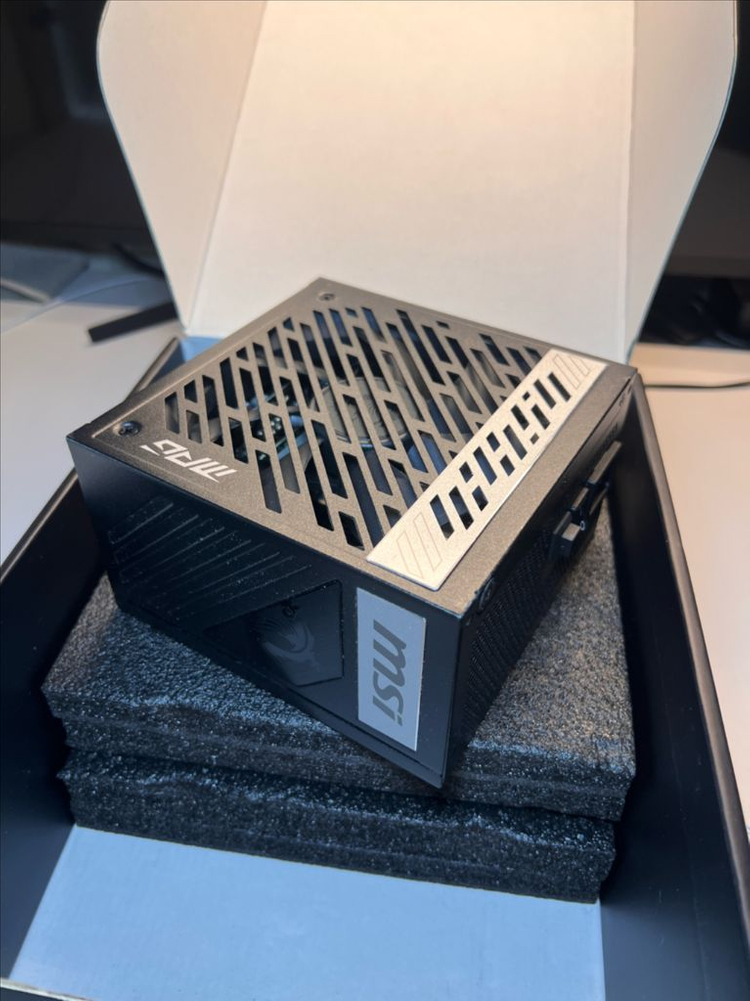 MSI MPG A1000G 80PLUS GOLD 풀모듈러 ATX 3.0 (ATX/1000W) 파워--3