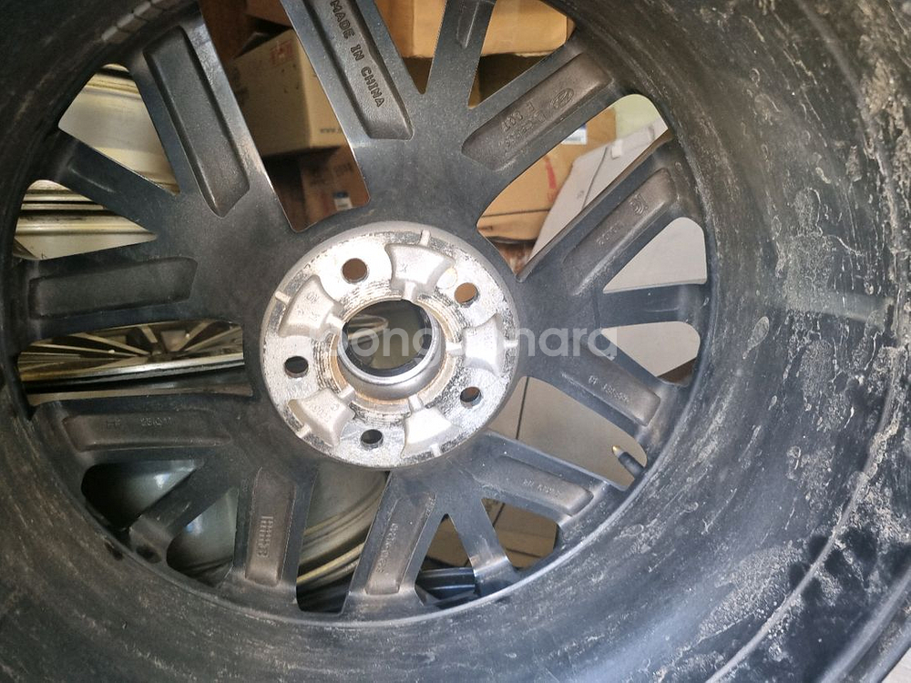 더올뉴그랜져 19인치 휠 현대 스크레치 있음 순정휠(52910-N1230)(52910-N1240)--2