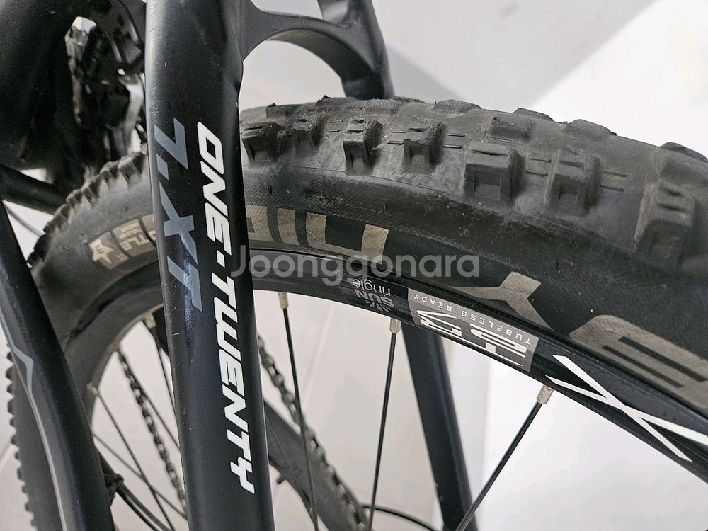 메리다 원트웬티 XT 풀샥 MTB--5