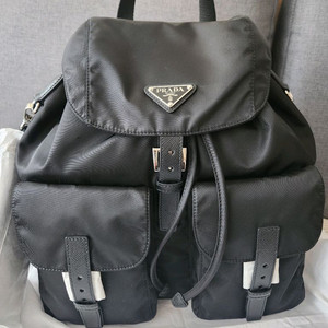 프라다 나일론 백팩 미디움