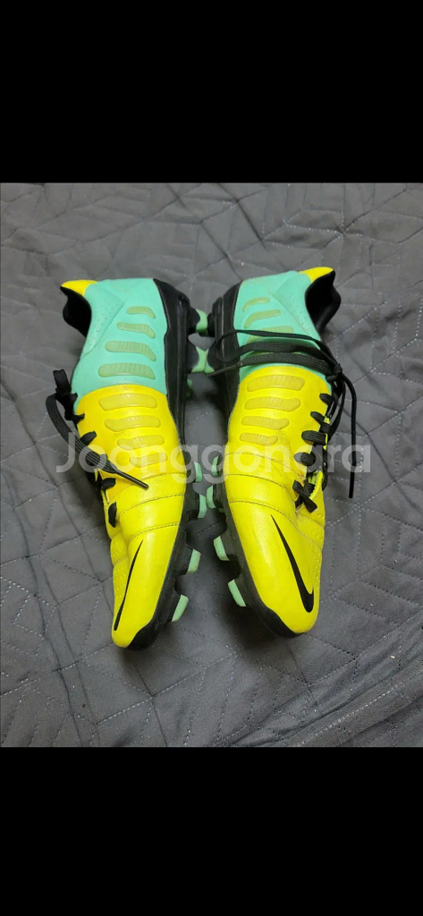 나이키 축구화 급처 26.5--2