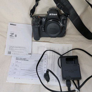 니콘z8중고 팔아요