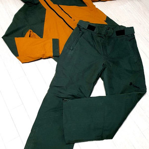 예쁜 골드윈 데모 스키복