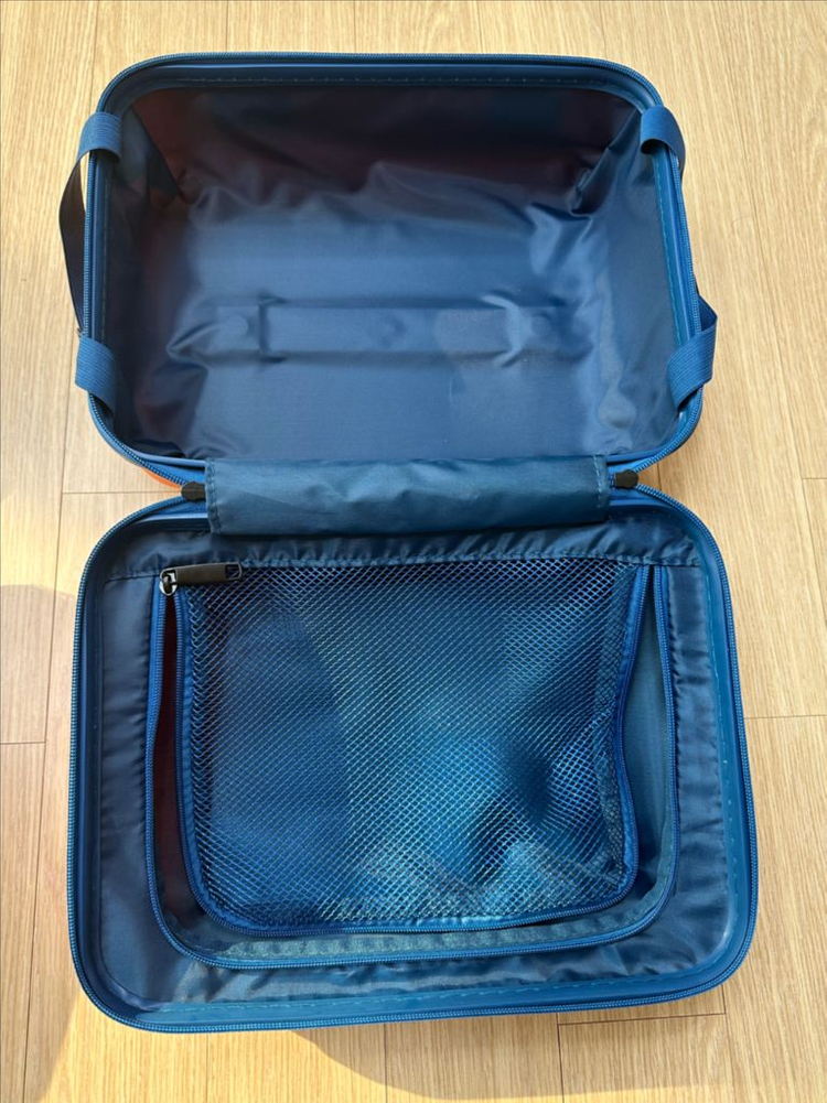 피크닉 레디백, 컵 4p, 매트, 담요, 키링세트 (미개봉)--2