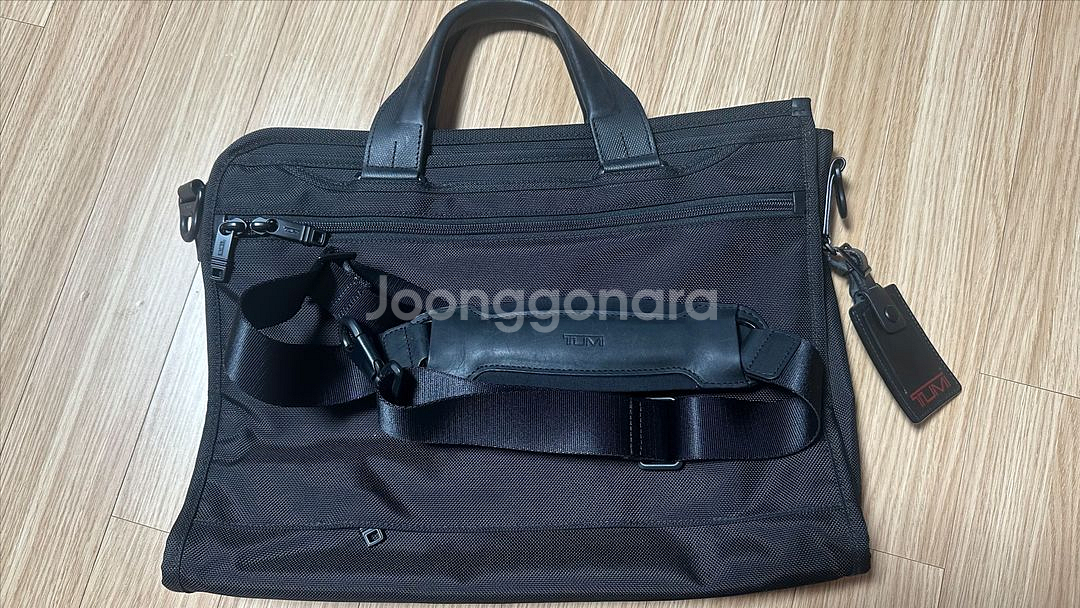 투미 알파슬림디럭스 포트폴리오--2