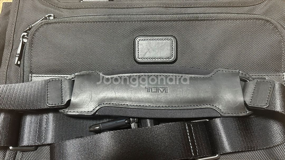 투미 알파슬림디럭스 포트폴리오--3