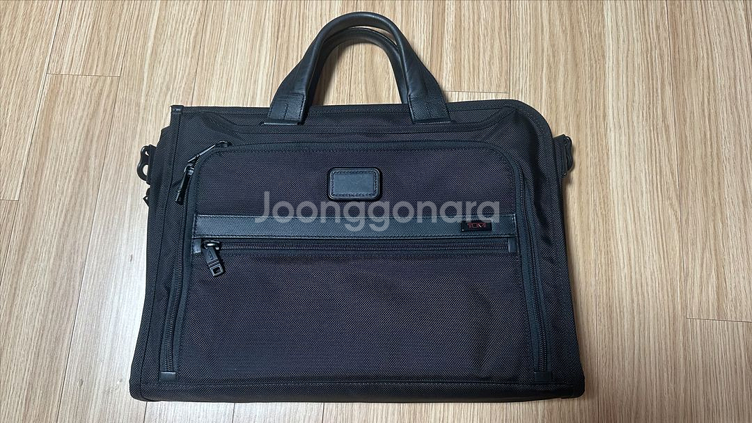 투미 알파슬림디럭스 포트폴리오--6