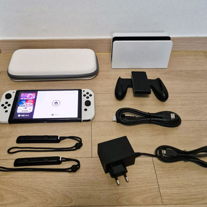 깨끗한 닌텐도스위치 OLED 팝니다