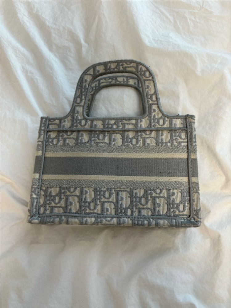 디올 북토트 미니 이미지