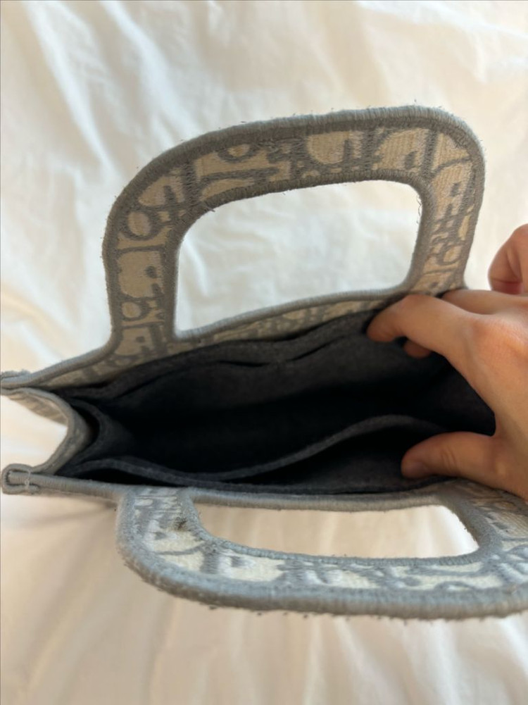 디올 북토트 미니 이미지