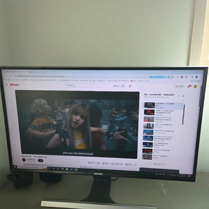 삼성 27인치 TV겸 컴퓨터 모니터