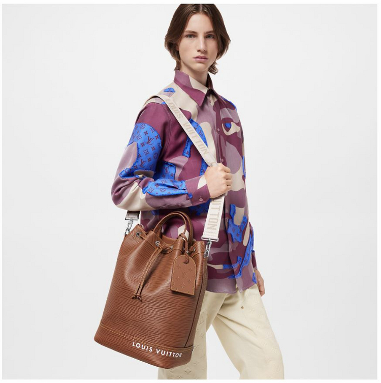 루이비통 에피 슬링백--9