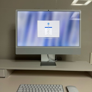 새상품급 애플 2024 아이맥 24 M4 실버 램16기가/SSD256기가