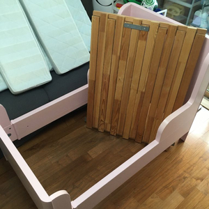 이케아 부숭에 침대 판매합니다