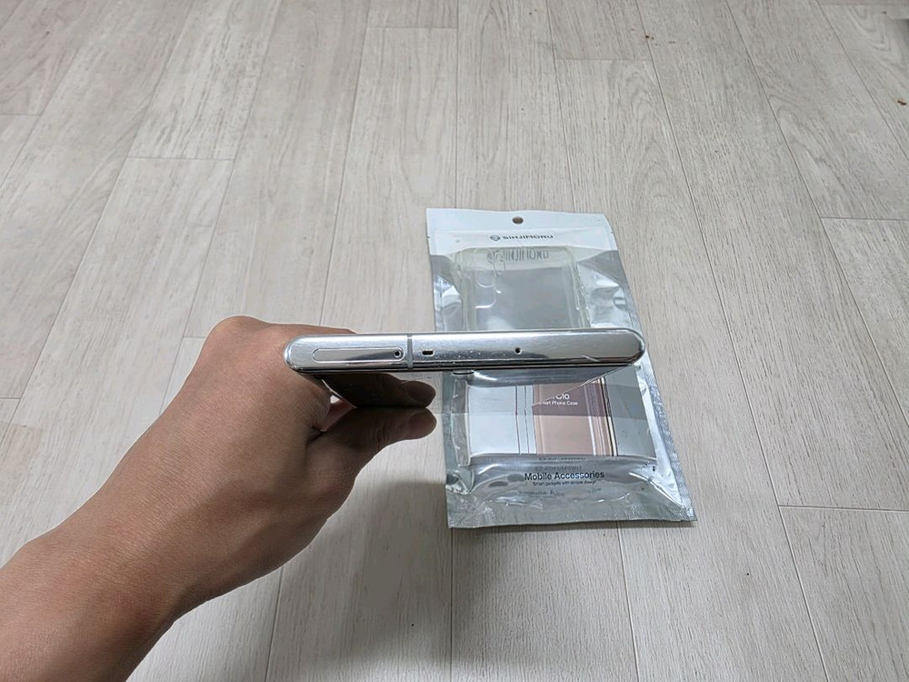 갤럭시노트10플러스 화이트 이미지