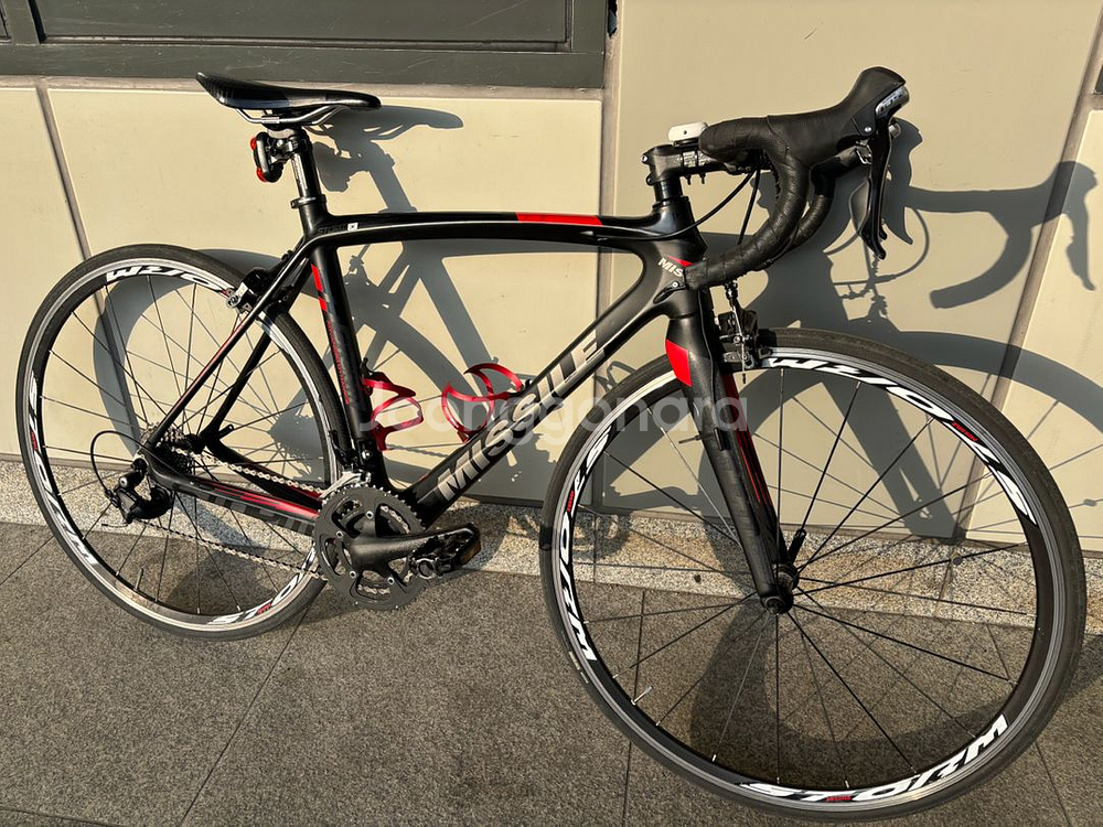 미사일 카본 로드 자전거 판매합니다(105급)--0