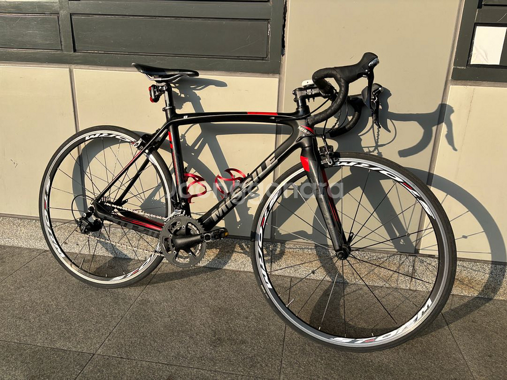 미사일 카본 로드 자전거 판매합니다(105급)--4