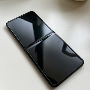 갤럭시 Z플립3 A급 블랙 팝니다